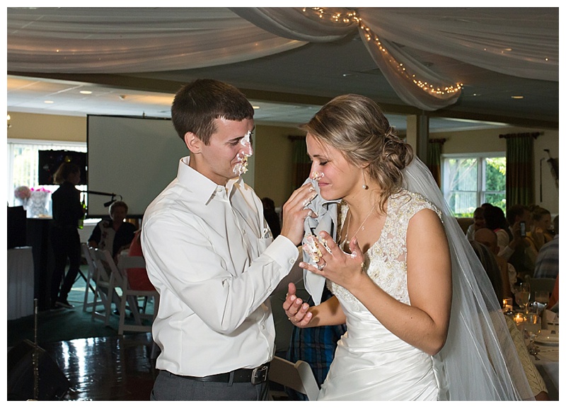 Appleton-wedding-Green-Bay-photographer-favorite-moments-best-of-2015-Gosias-Photography-rings-cake-028.jpg