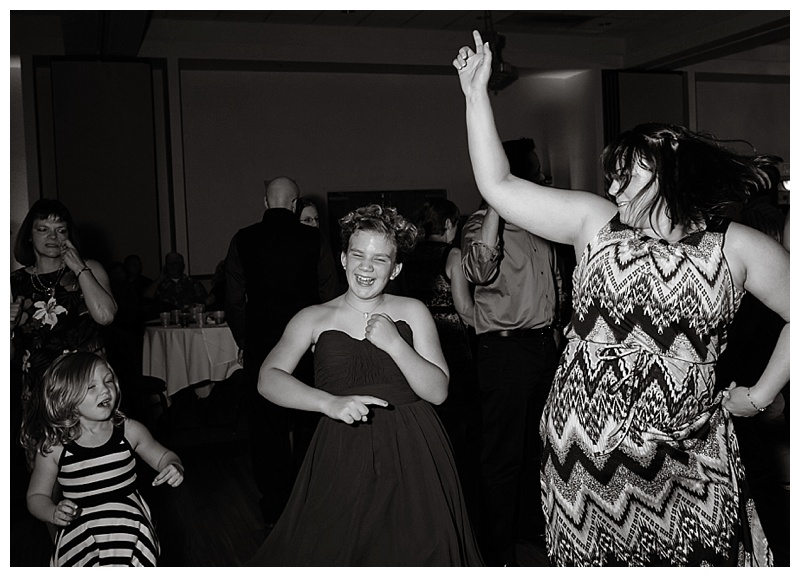 Appleton-wedding-Green-Bay-photographer-favorite-moments-best-of-2015-Gosias-Photography-dance-015.jpg