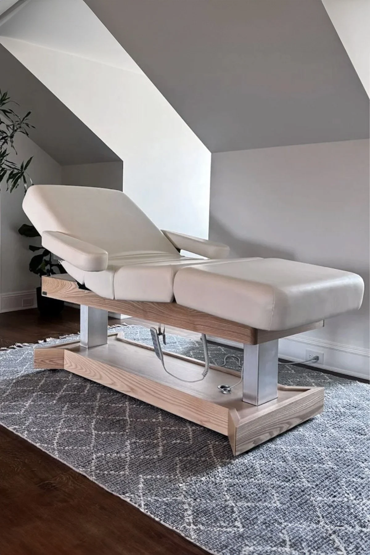 iron-house-isa-massage-table-in-home-wellness-studio.jpg
