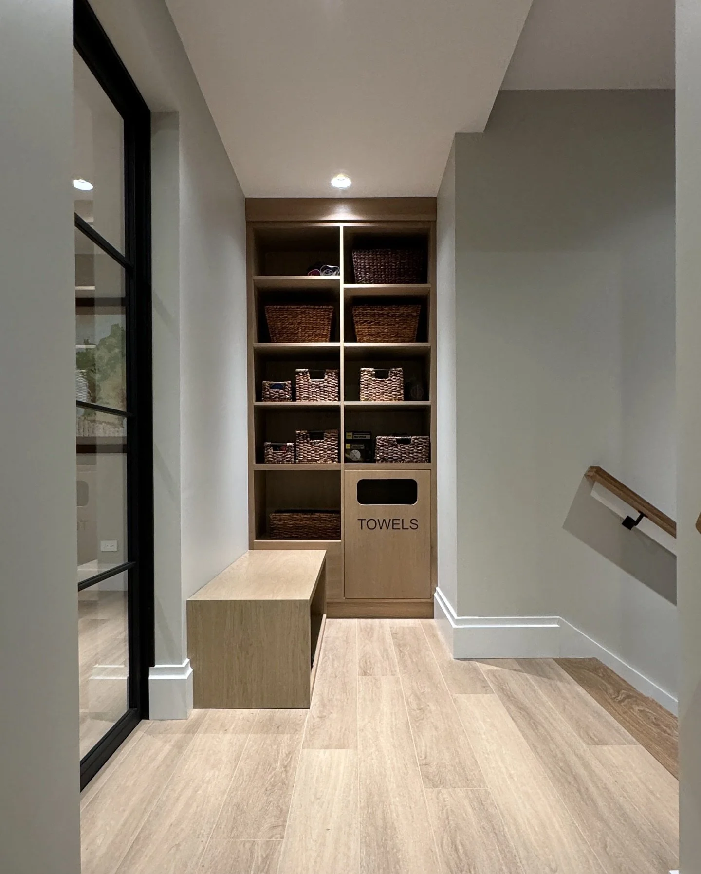✨ Built-in Brillance / Custom Cabinetry ✨
 When it comes to designing home gyms and wellness spaces, storage isn&rsquo;t an afterthought&mdash;it&rsquo;s part of our design language.

Every one of these built-ins (swipe to see) was custom created for