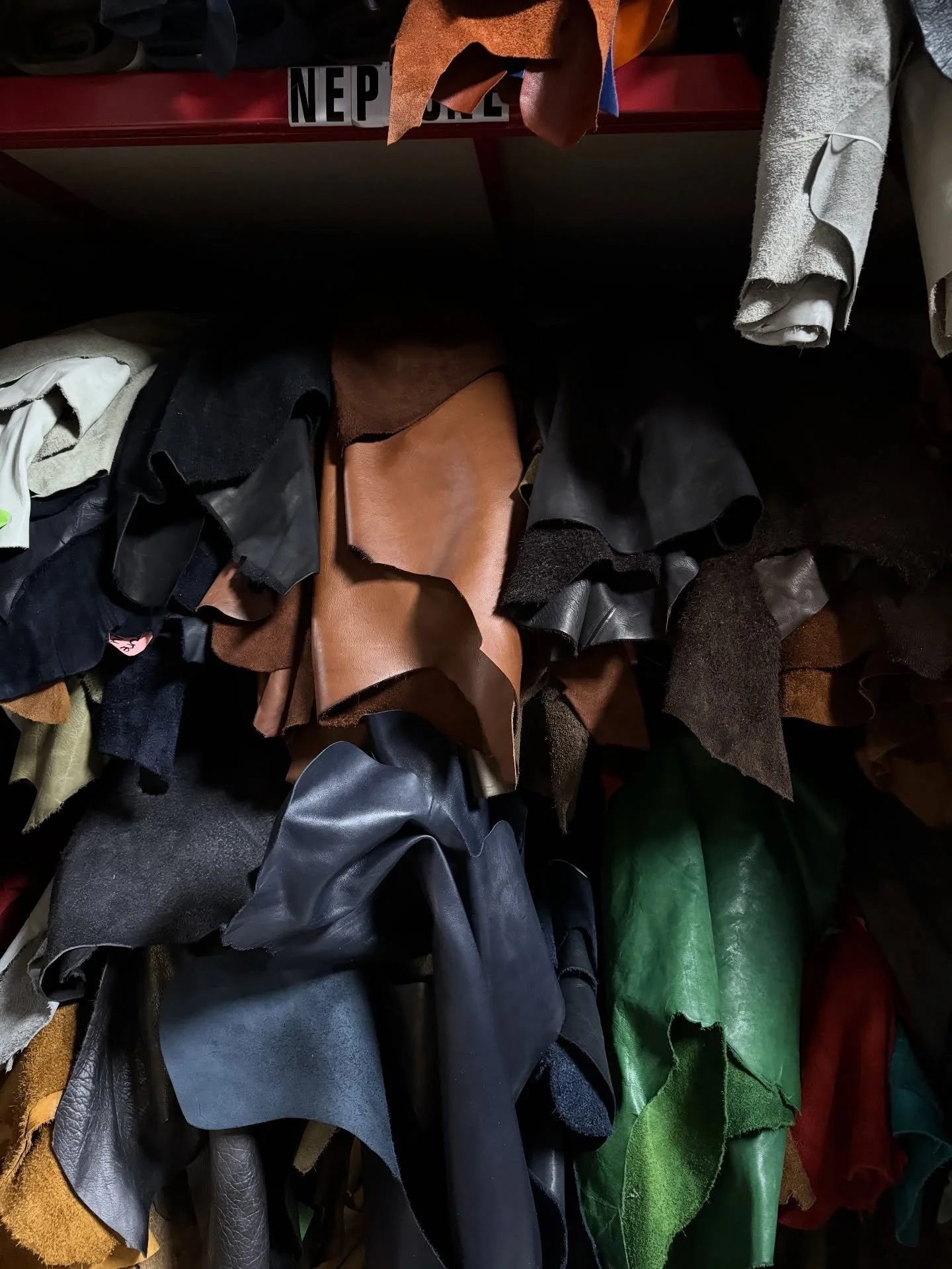 Adam from @RalphLaurenHome (IYKYK) took me on a proper NYC vendor day and I loved every minute of it.

First stop: @Global_Leathers_nyc in the Garment District &mdash; aisle after aisle of texture, grain, and color&hellip; and suddenly I&rsquo;m thin