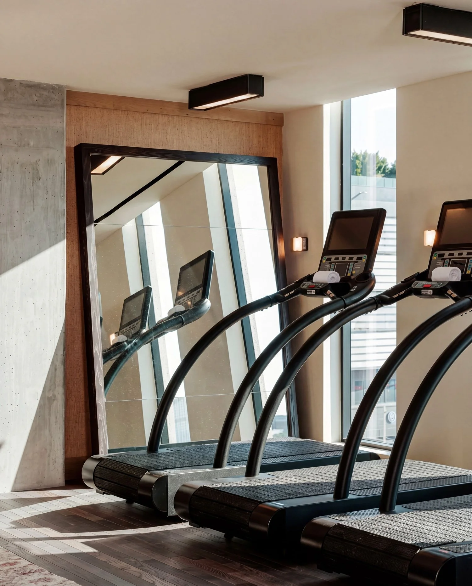 Luxury-hotel-3.jpg