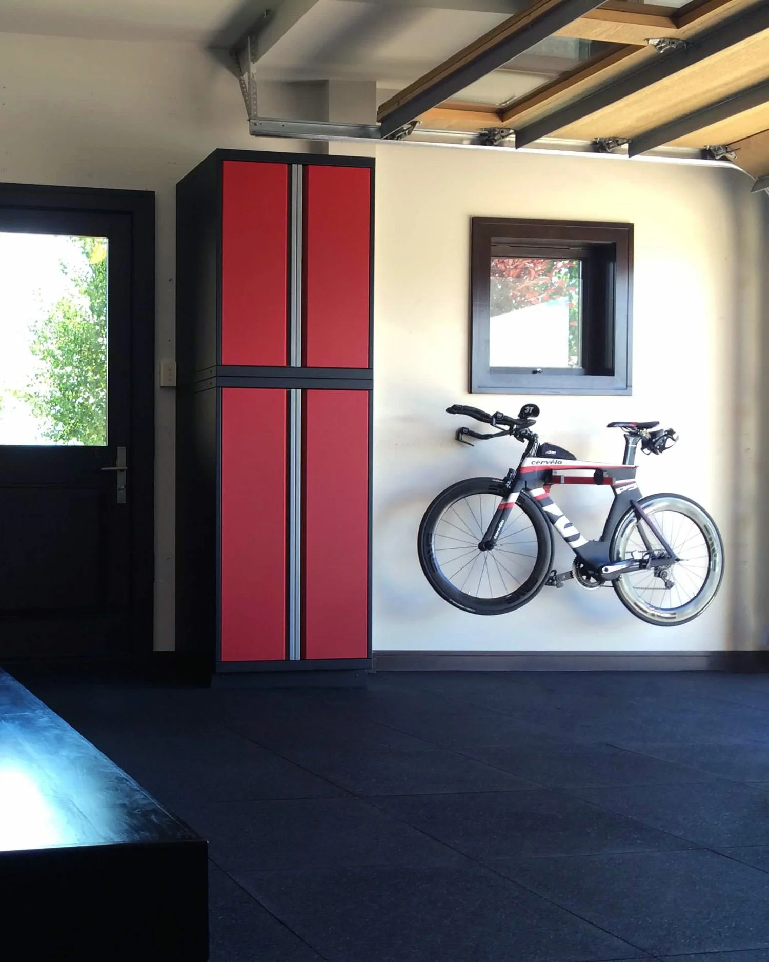 Luxury-garage-gym-in-Aspen,-Colorado.jpg
