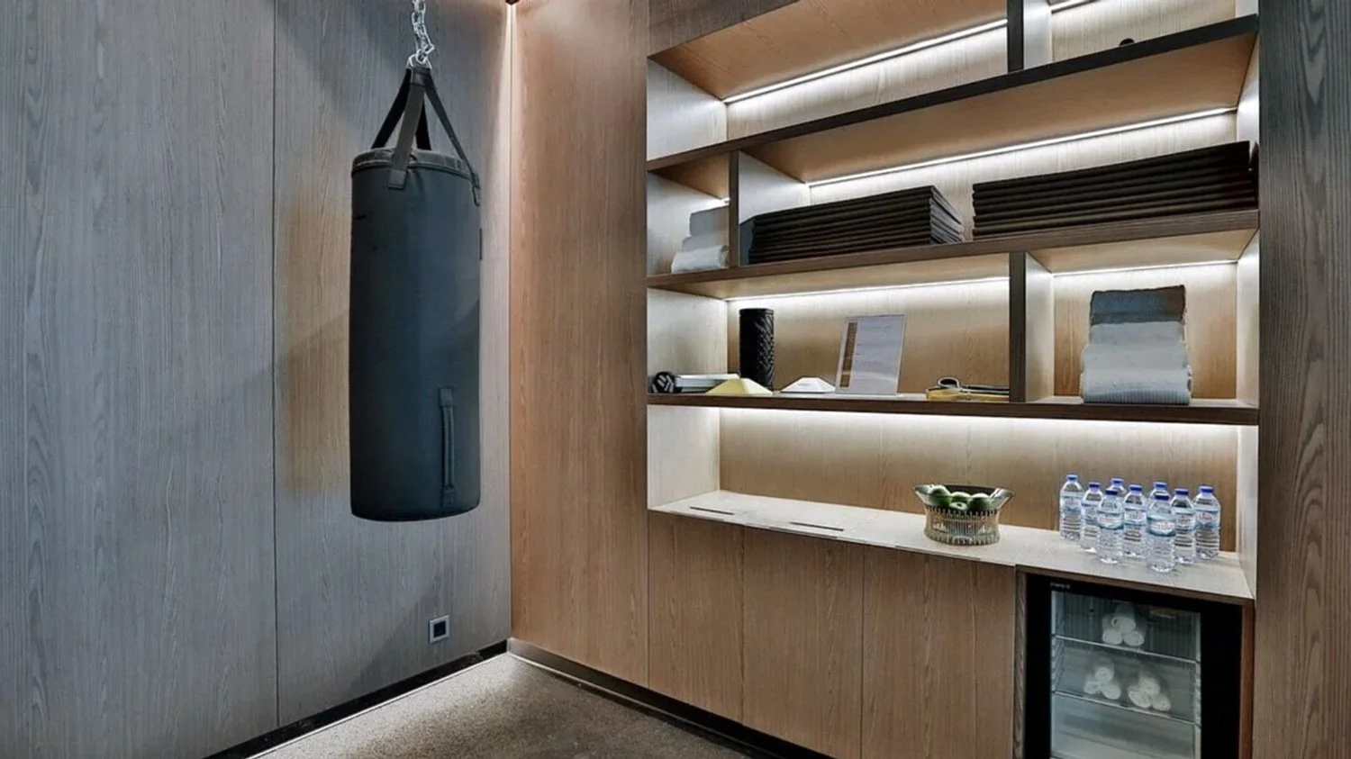 Luxury-Hotel-Gym with heavy bag.jpg