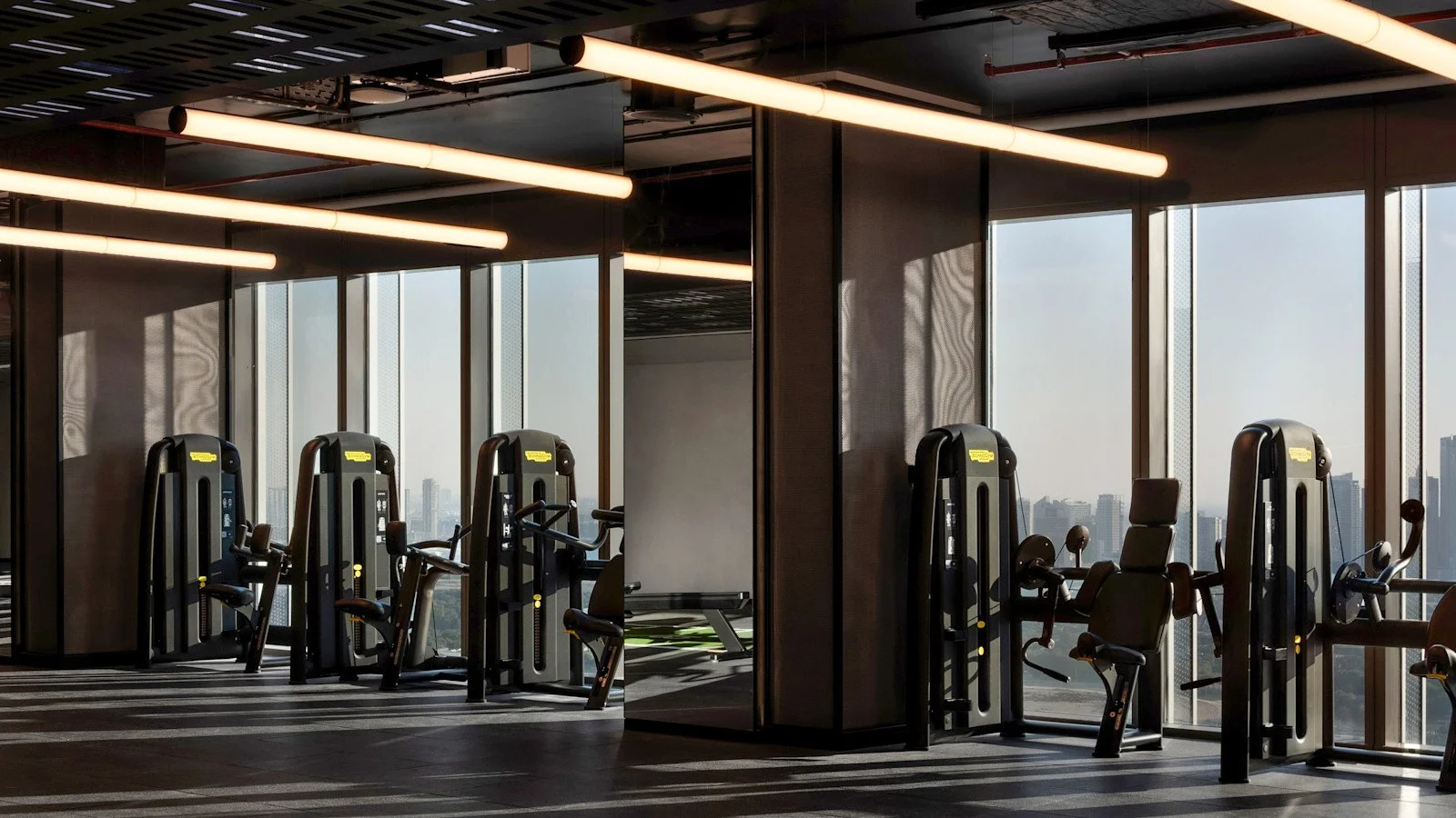 luxury-hotel-gym-with-technogym-equipment.jpg