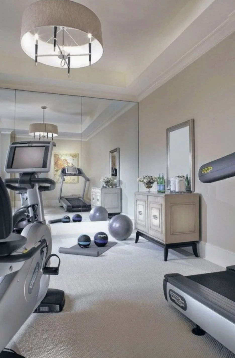 Enhancing Your Home Gym Design with Stylish and Functional Mirrors