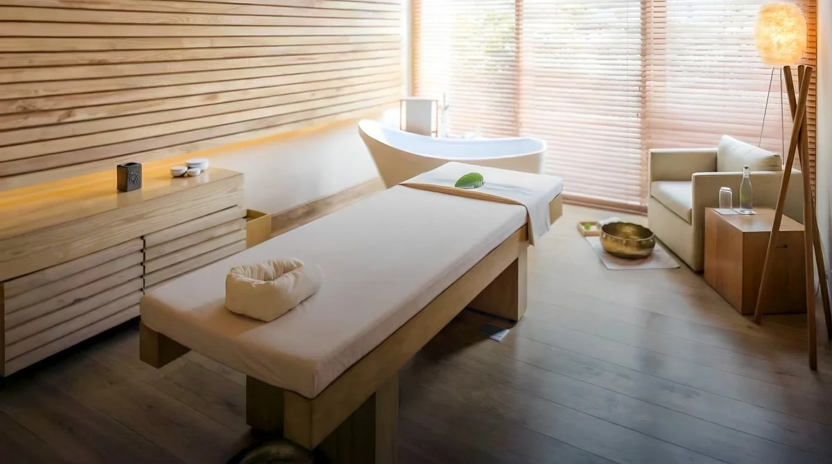 iron house luxury wellness space