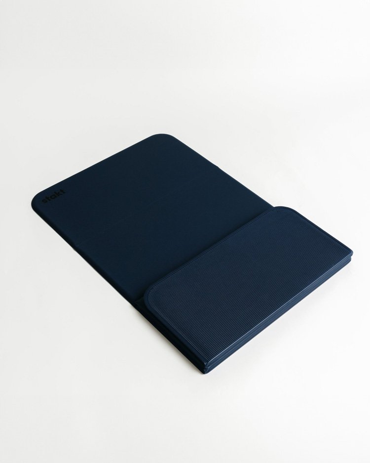 Stakt-Foldable-Pro-Fitness-Mat.jpg