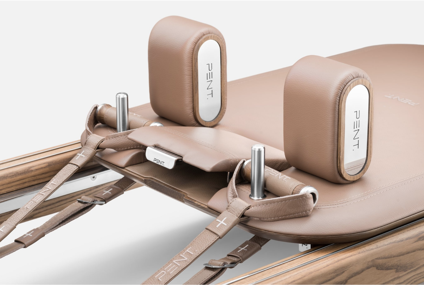 Detailed close-up of the PENT JOANA Pilates Reformer.