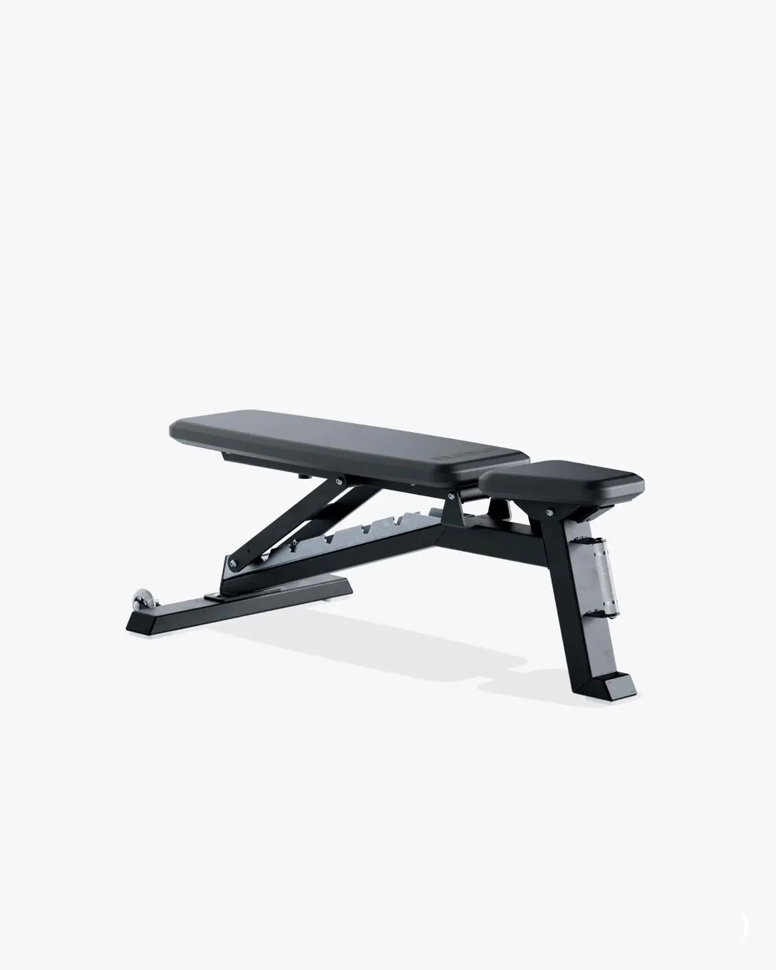Eleiko adjustable bench with black frame and black upholstery.