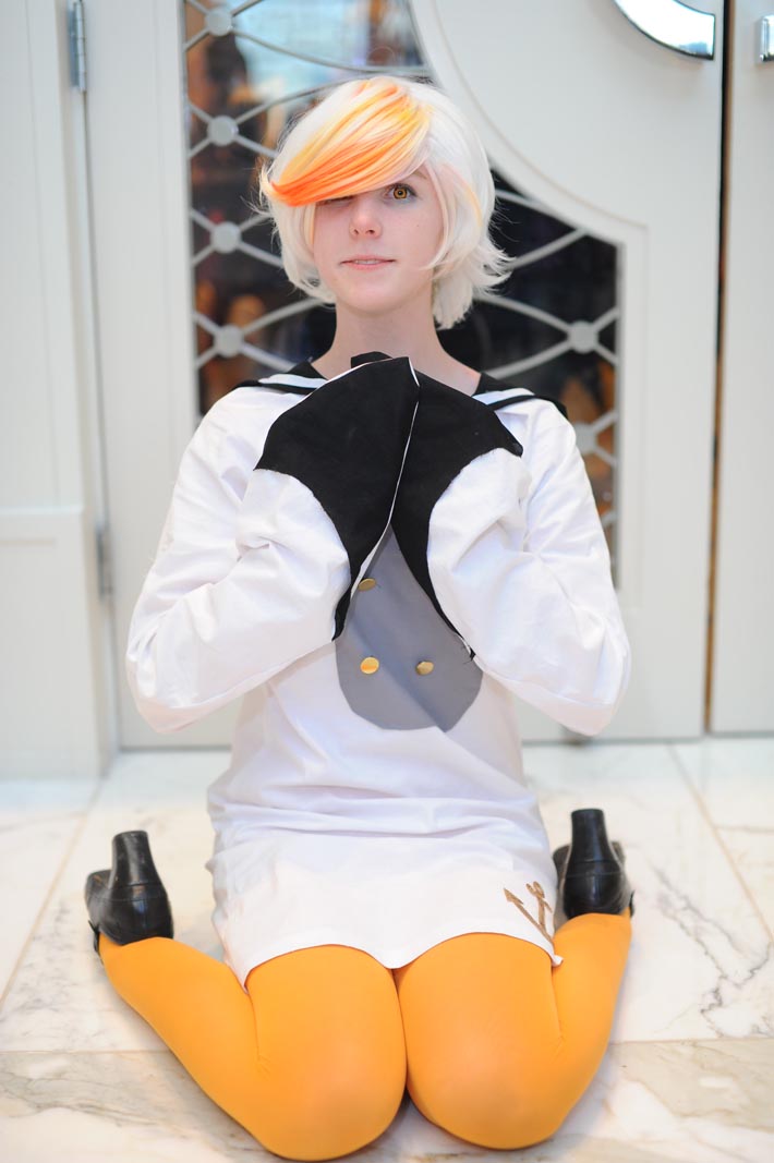 I sewed those buttons on hours before this picture was taken....