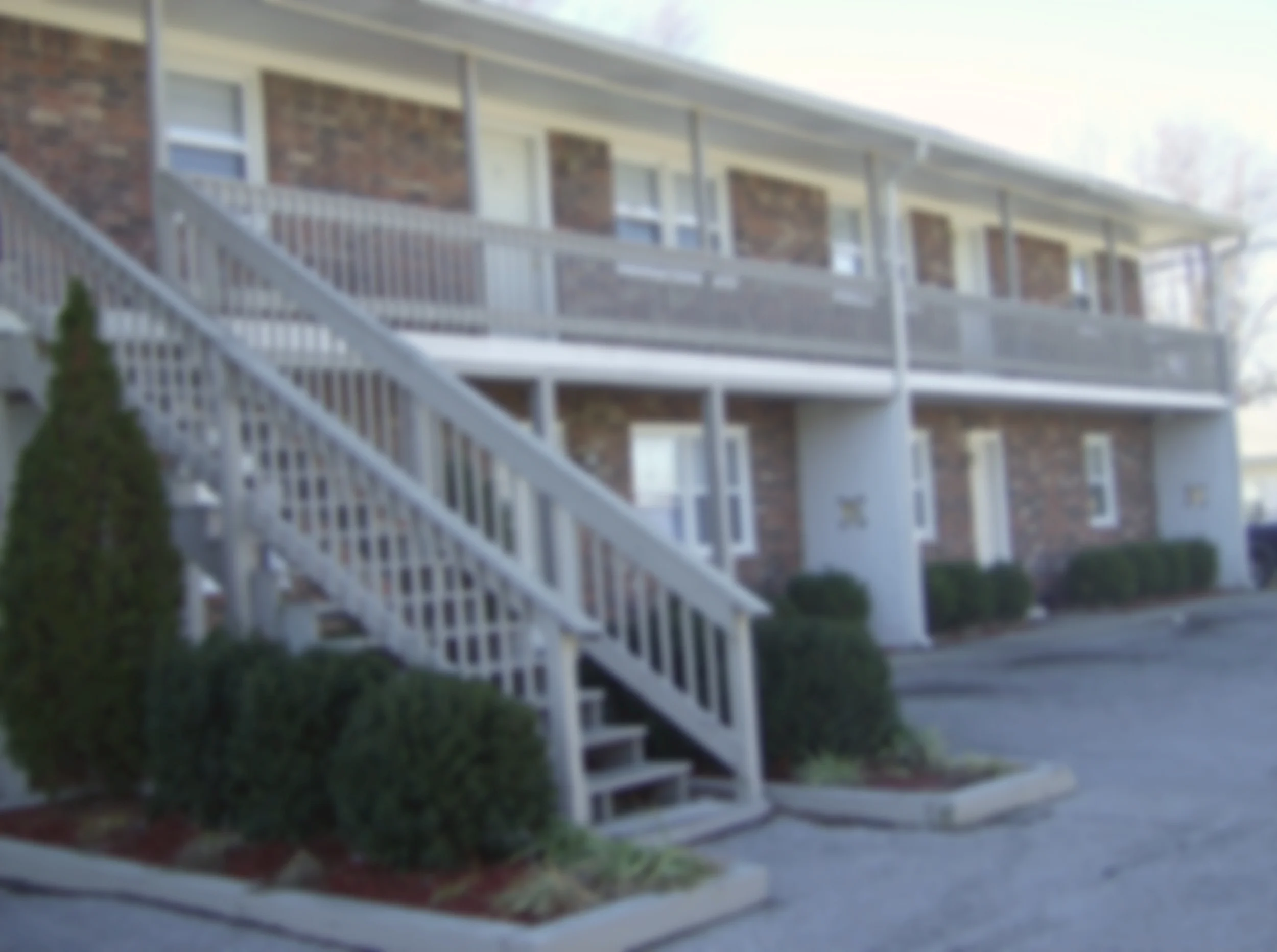 4708 Fury Exterior Steps_OLD.JPG