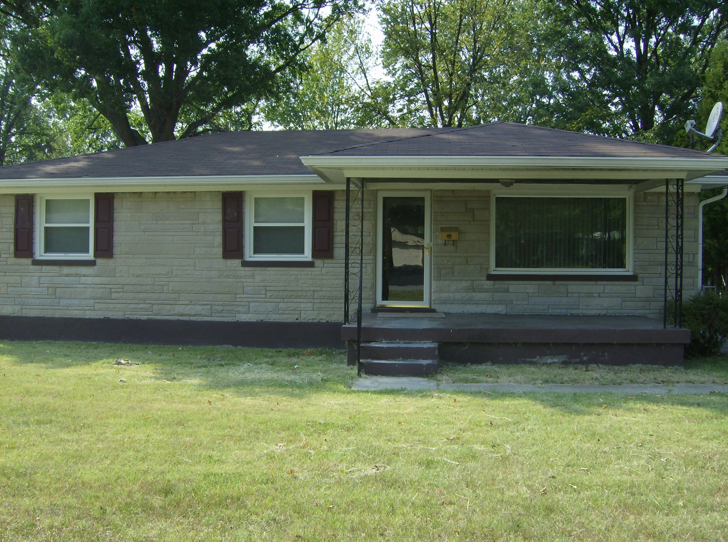4322 Dohn Front of House.JPG
