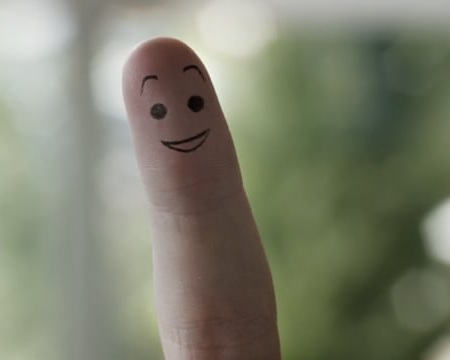 Cox - 'Finger Face'