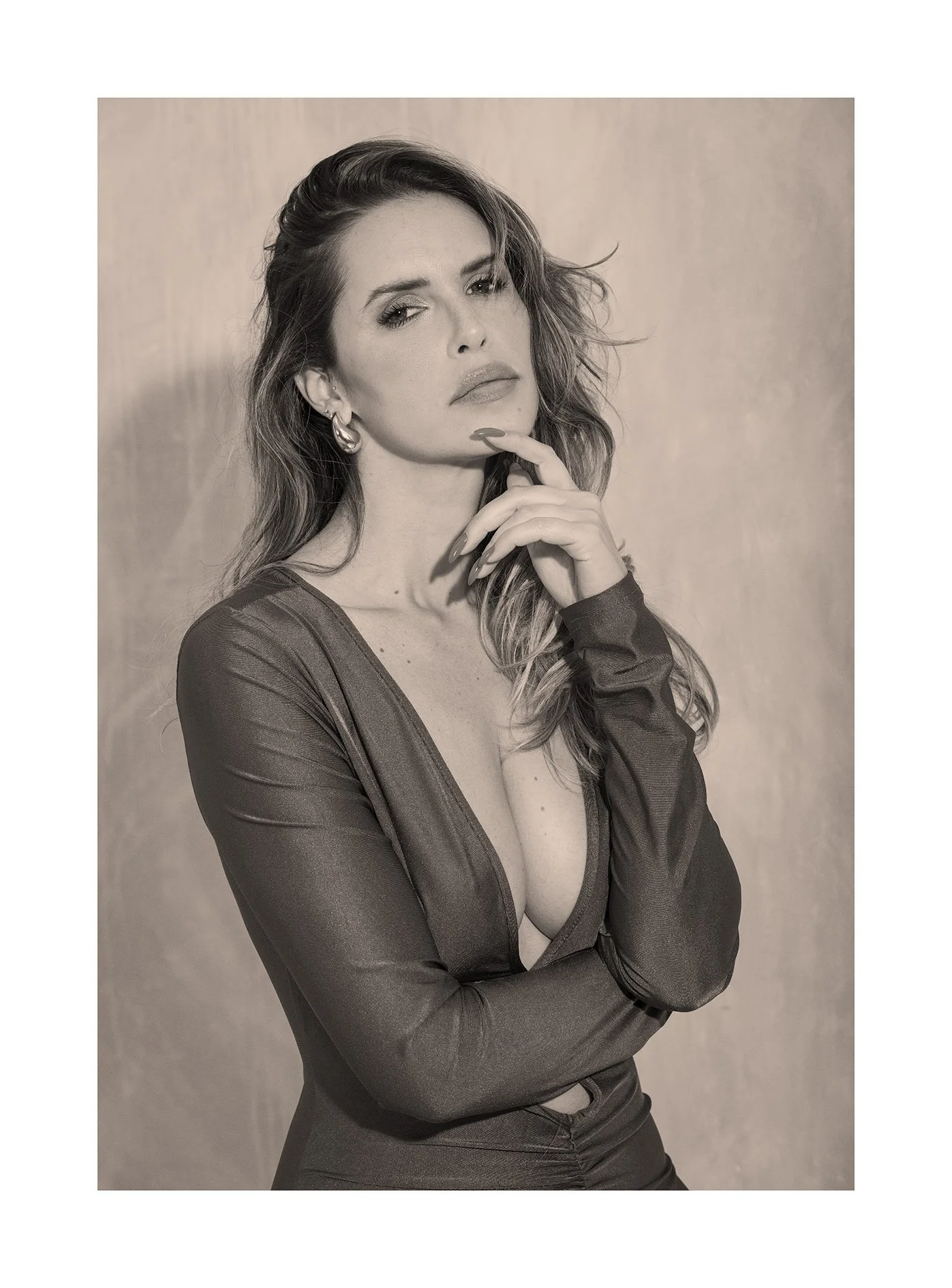 Carlotta Vestido morado 1 Final bw web.jpg