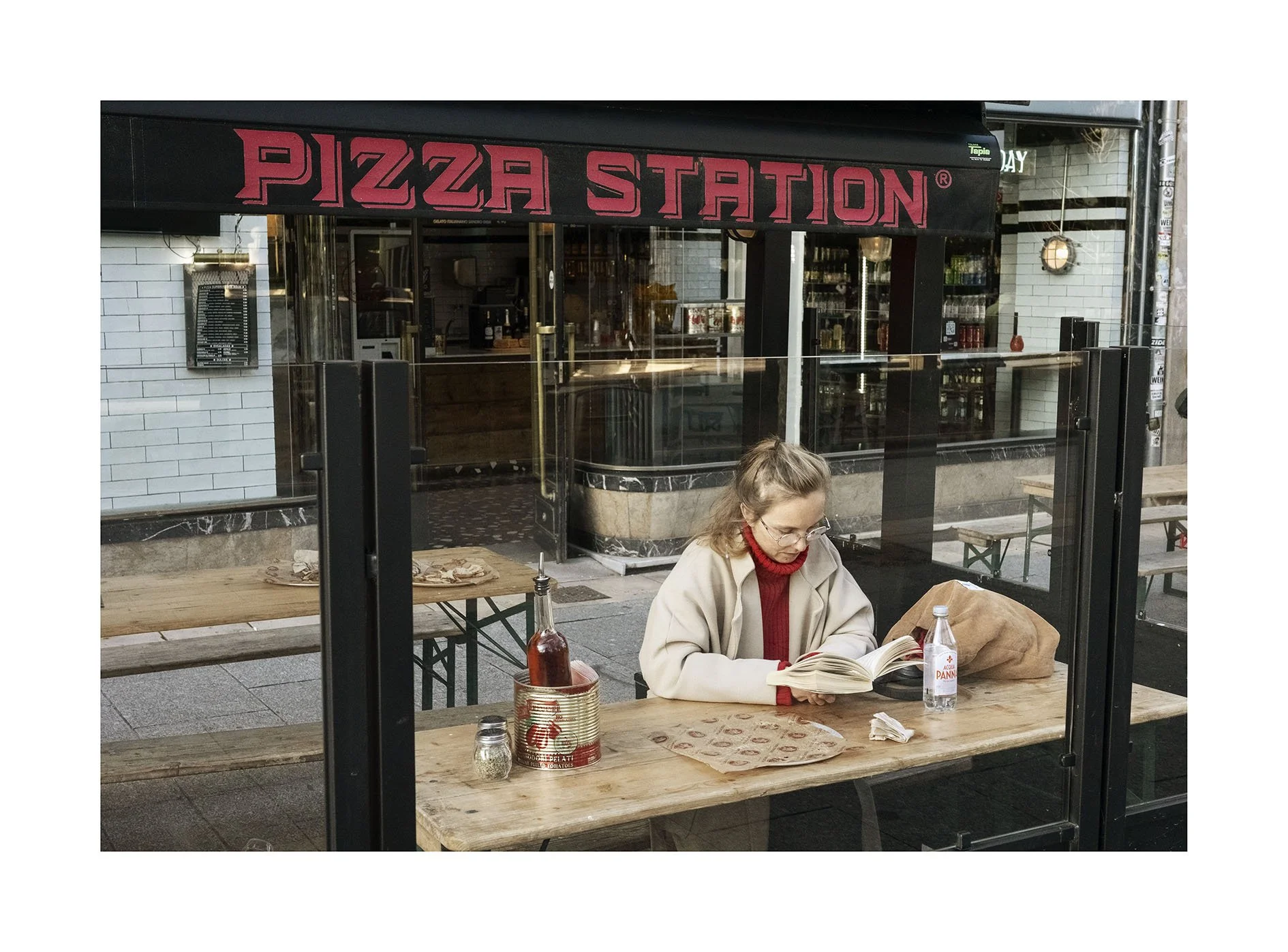 Leyendo pizza web.jpg