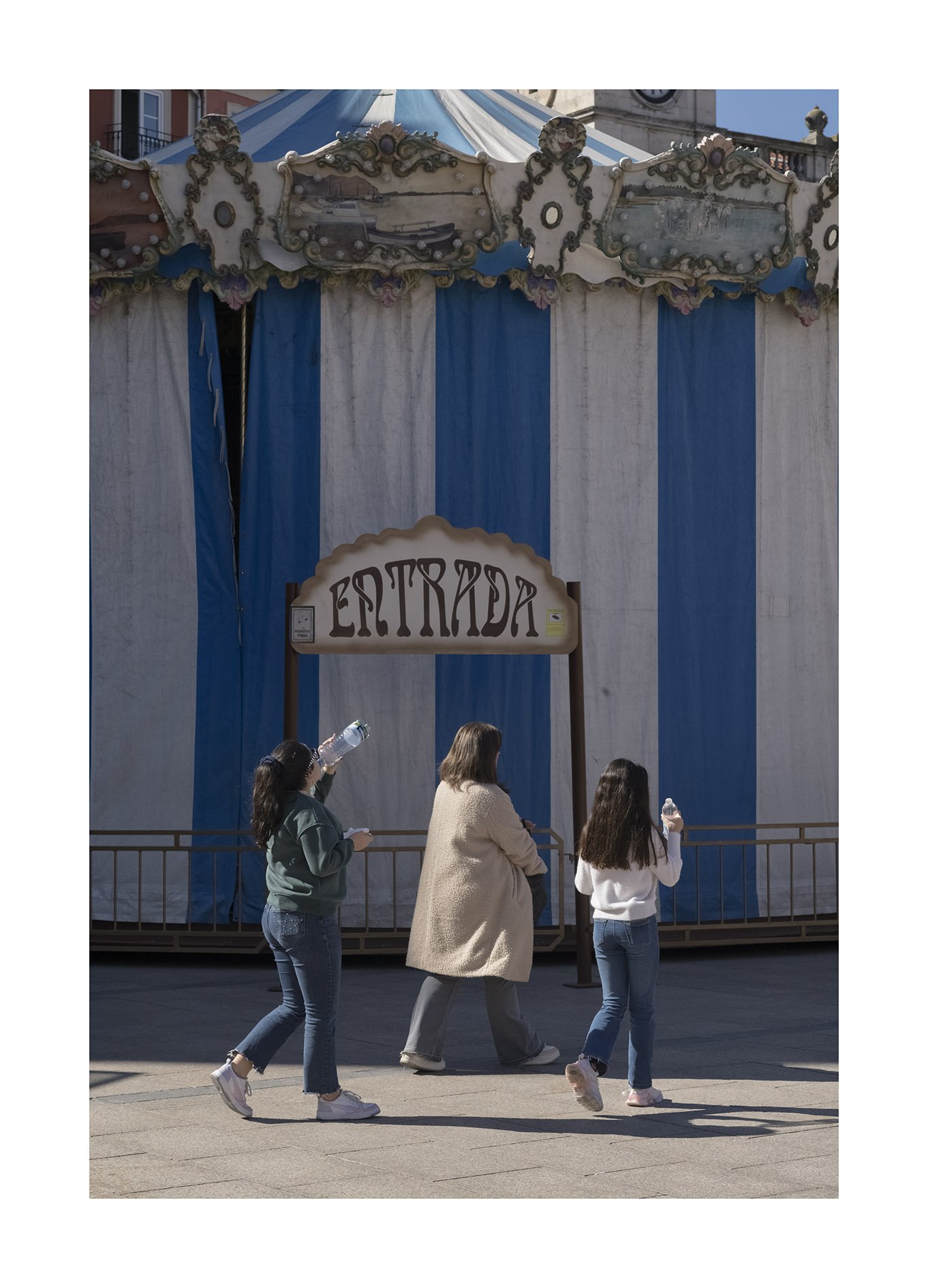Entrada circo plaza mayor copia.jpg