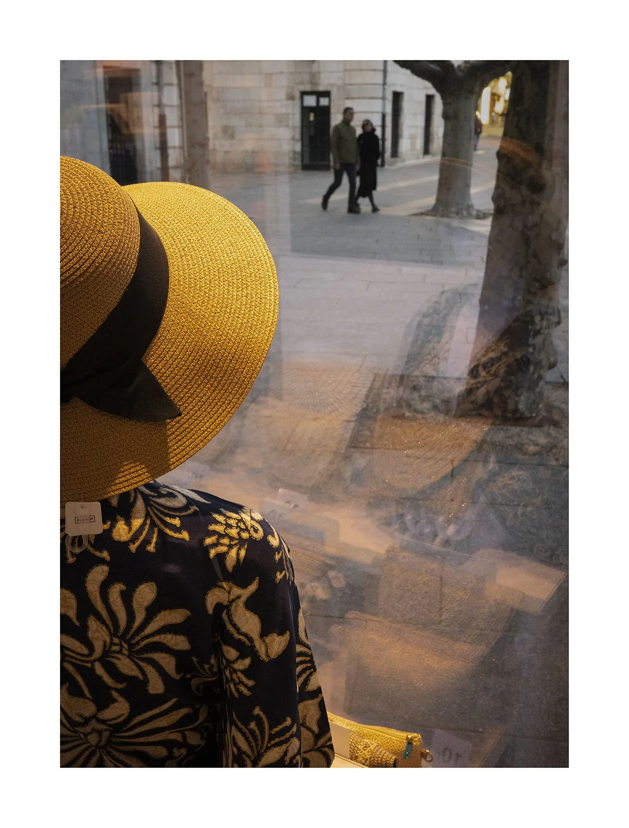 Sombrero y pareja copia.jpg