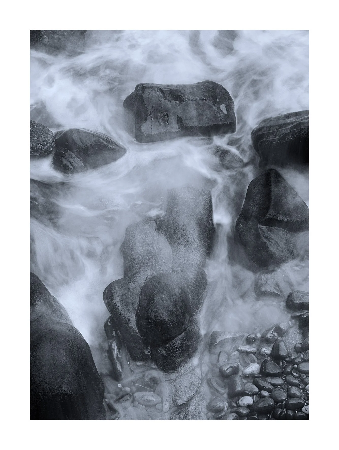 Rocas en el Cantabrico copia 2.jpg