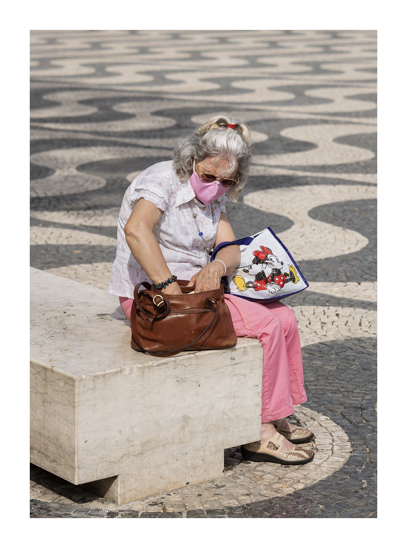 Mujer enmascarada copia.jpg