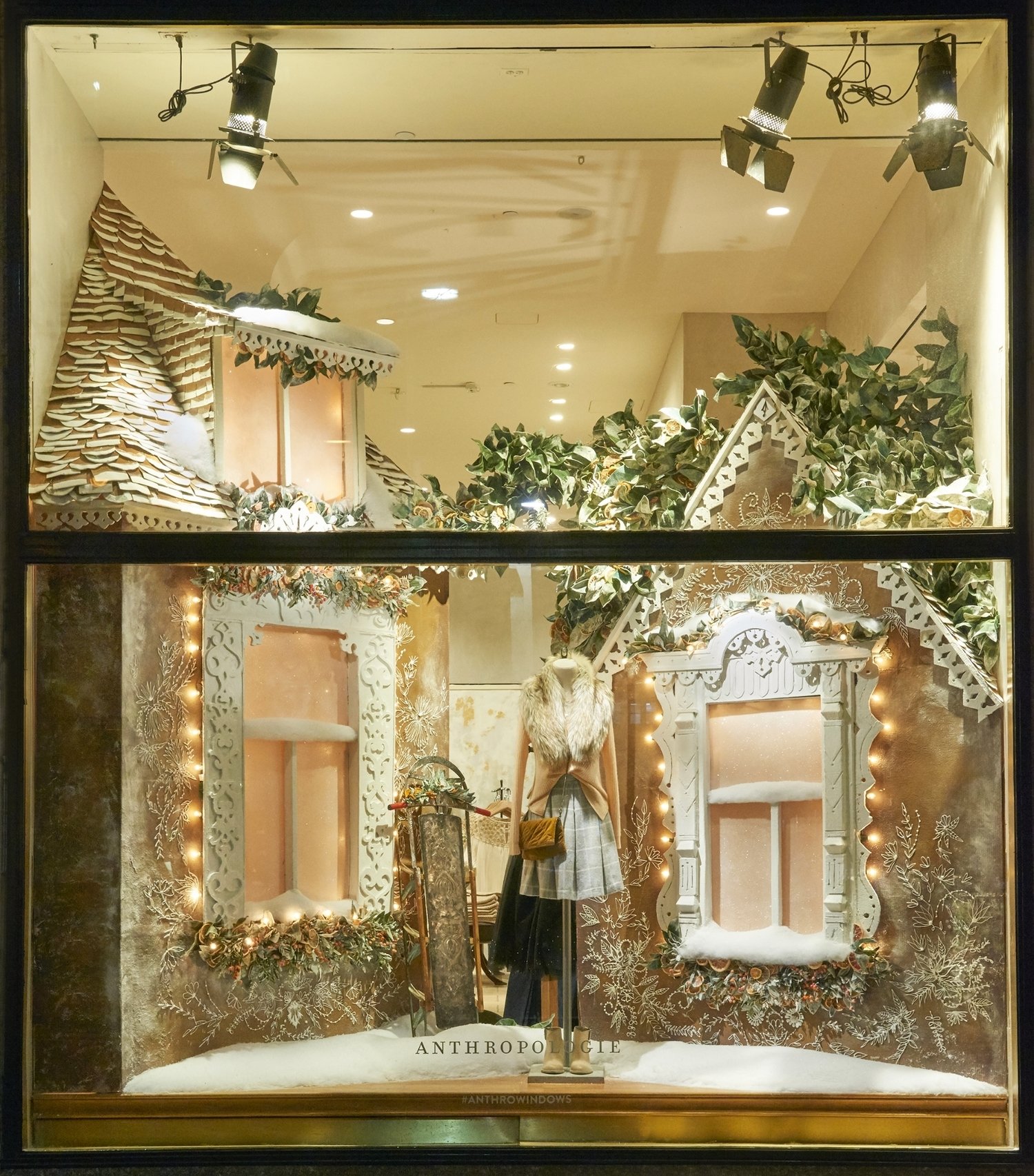 2015_11_14_Anthropologie+PR+Holiday+Windows_Window+3+HiRes.jpeg