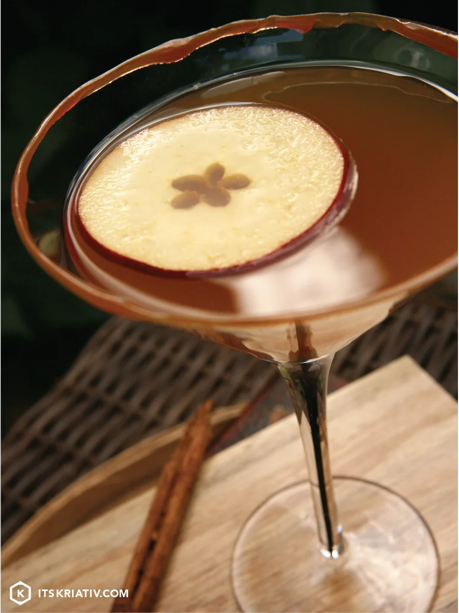 Oct_13_Food-Apple-Caramel-Martini-01a-05.jpg