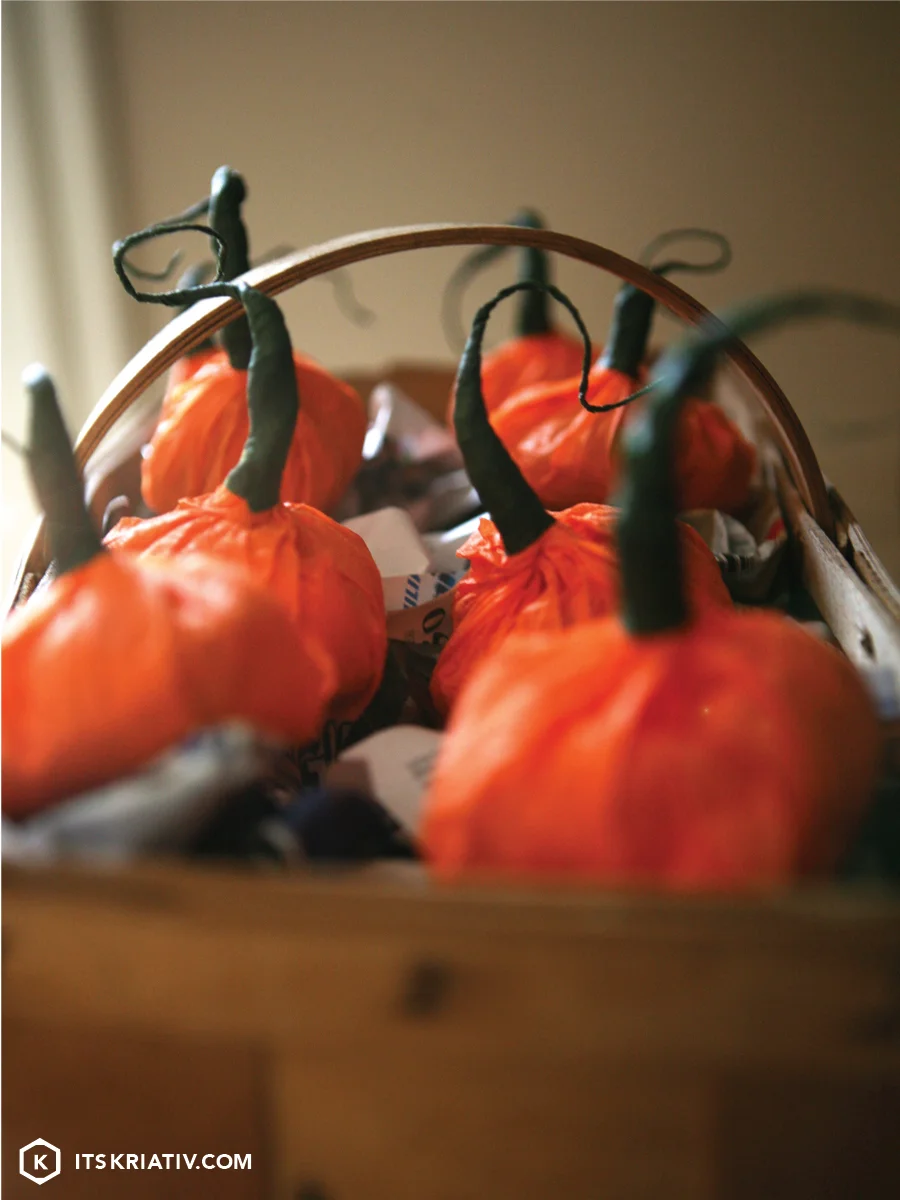 Oct_13_Decor-Tricks-or-Treats-01a-02.jpg