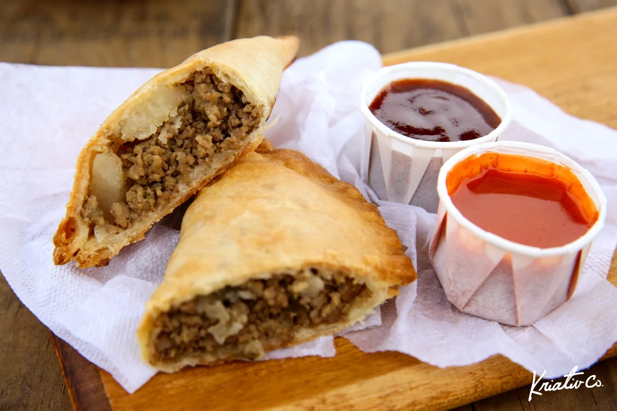 KriativCo_TheRovingLunchBox_HandPies_FoodPhotographer_008.jpg