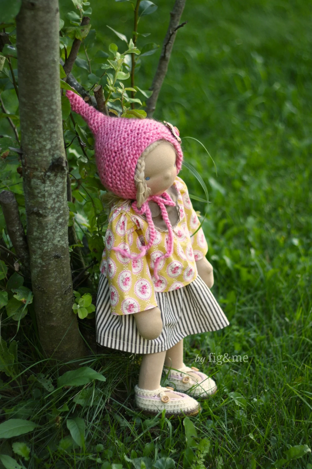 Amelie in the fall, by Fig and me.