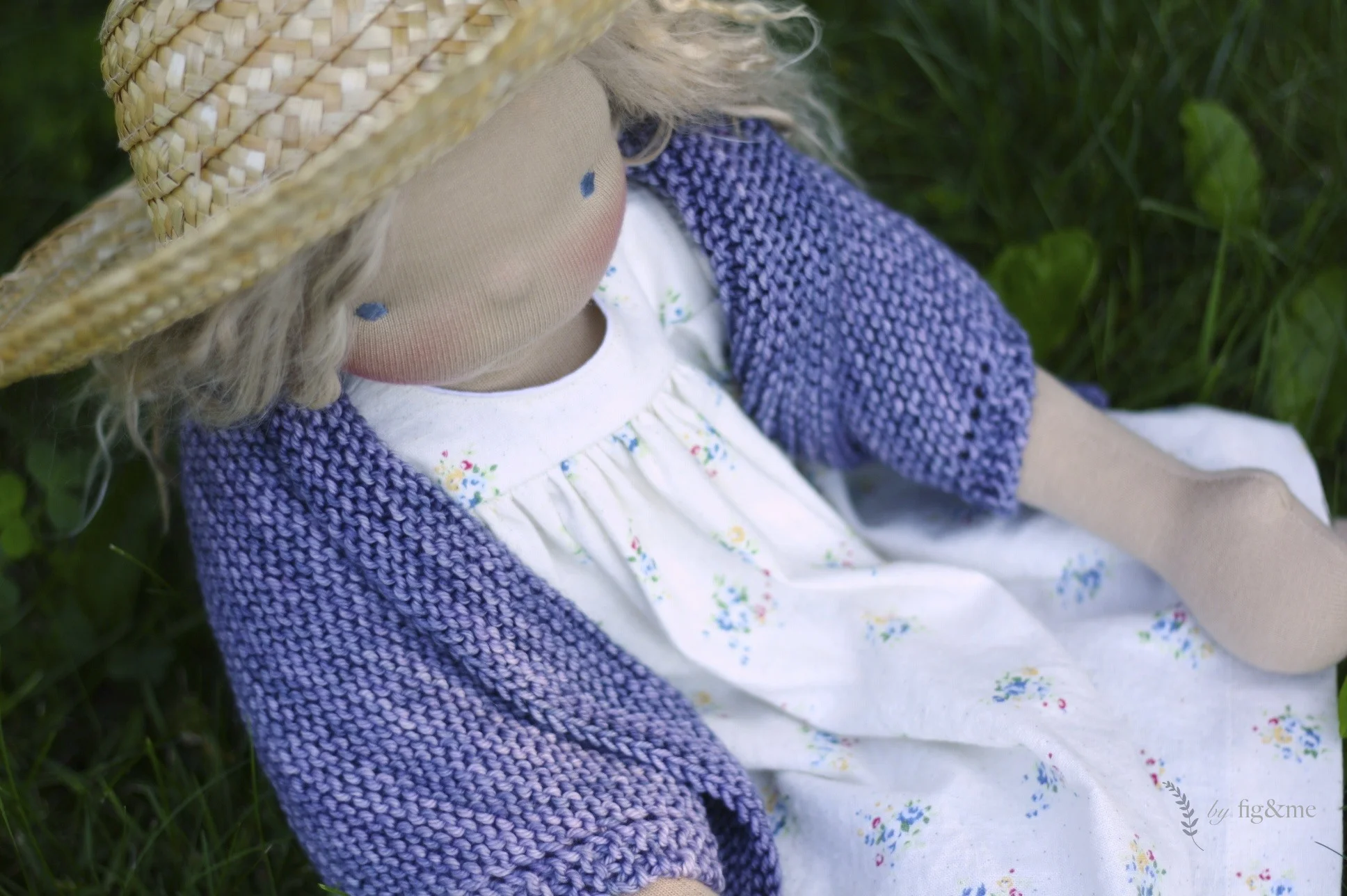 Handknit merino summer shawl, by Fig and me.