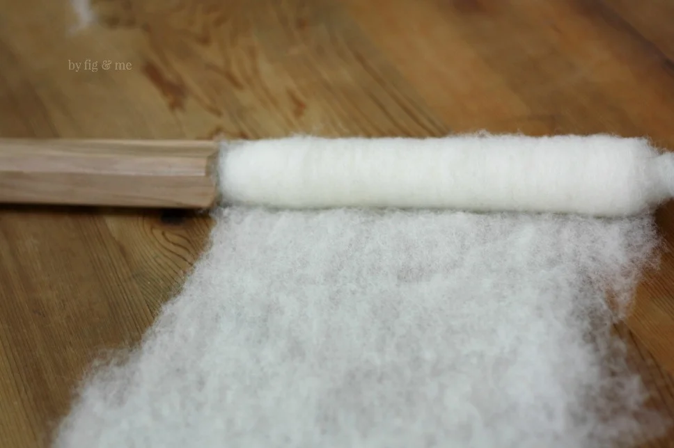 Dollmaking tips How to stuff waldorf dolls with the rolling wool