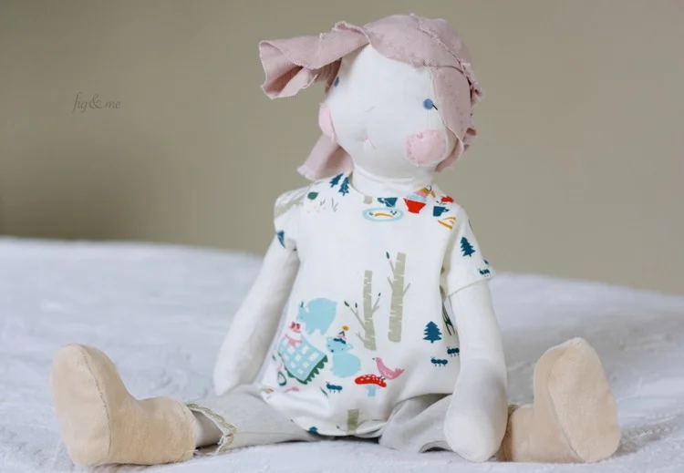 Dina, a cloth fig by fig and me.