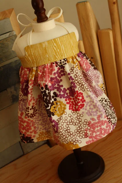 Sewing a doll dress, a tutorial