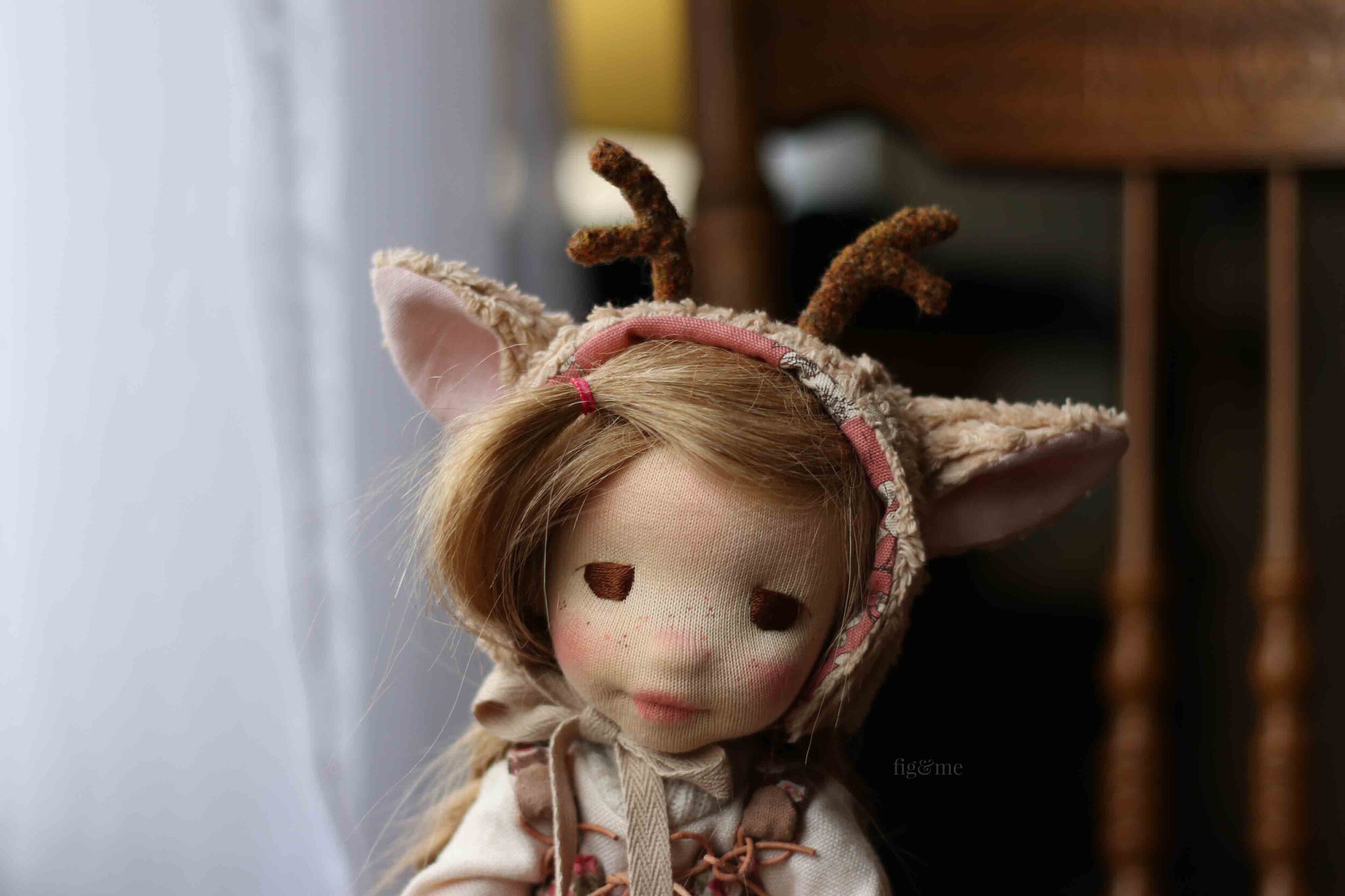 natural-fiber-art-doll-fawn13.jpg