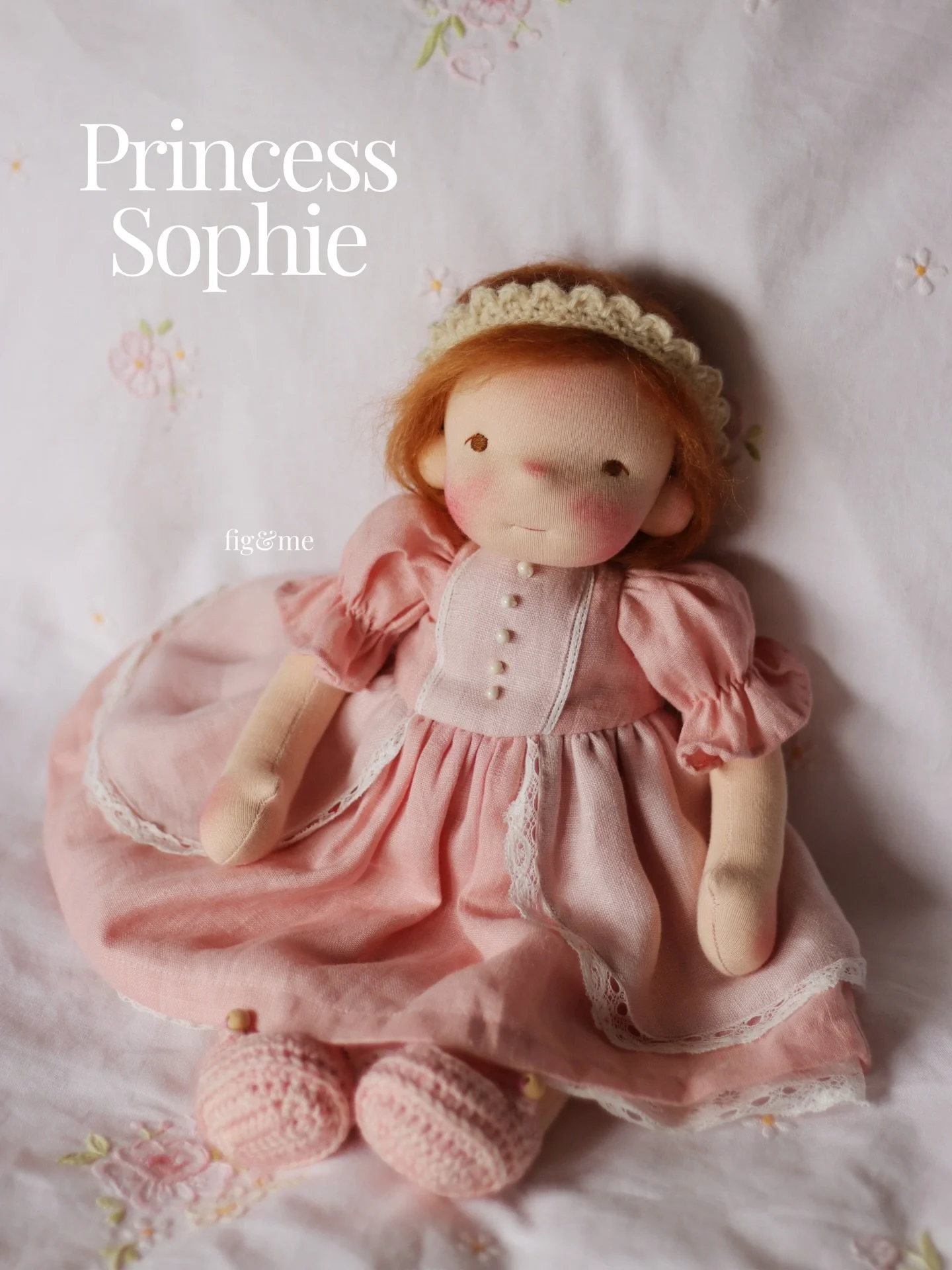 Custom cutie ready to travel 🧳 

Every time I send a doll away, a part of me breaks a little. Over the years I&rsquo;ve learned to always have another doll in the studio&hellip;ready to patch my heart.

Princess Sophie is the best kind of royalty in