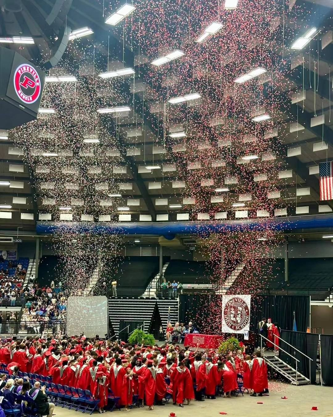 Congratulations again to the Class of 2024! Awesome picture from one of the parents! Contact us for a free quote to bring confetti and more to your next event! #classof2024 #soundlightscamerayou