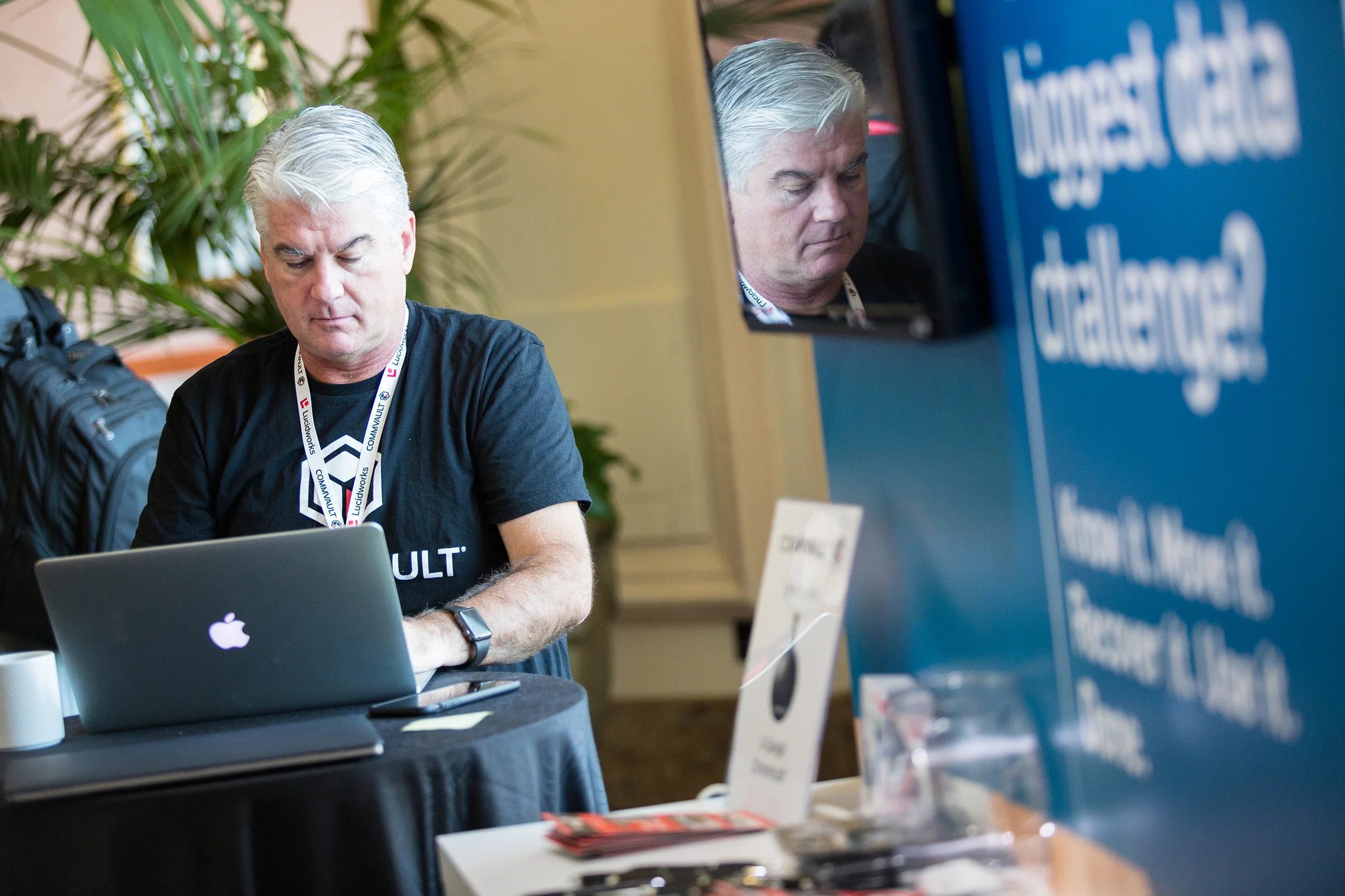 attendees_working-04.jpg