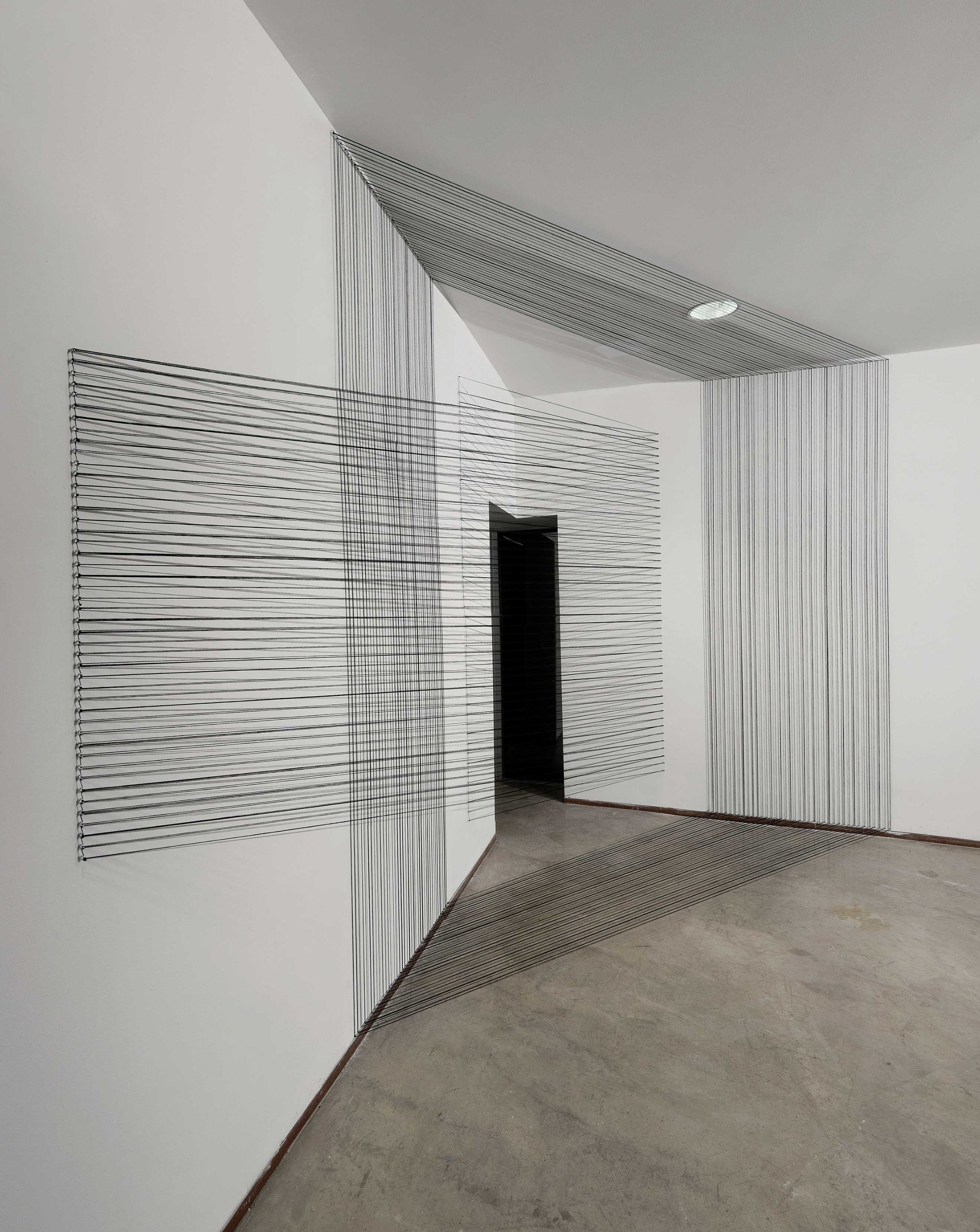 08.EunHyeKang_within-and-without_Cotton-Yarn_380x255x305(cm)_2012.jpg