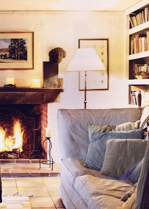 Cozy Winter Room 9.jpg