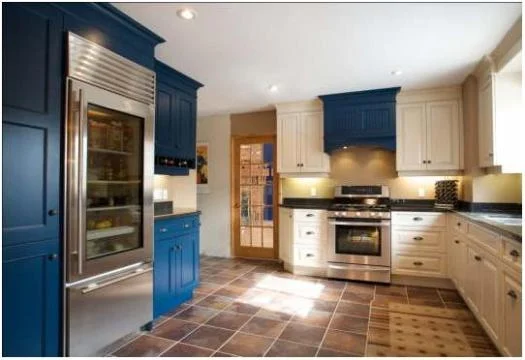 elisabeth- kitchen.jpg