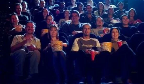 So please, sit back and enjoy the show, worry-free... (photo from makinuvbetter.blogspot.com)