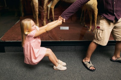 It shouldn't matter if the museum is closing, don't rush this moment! (photo from dagens.dk)