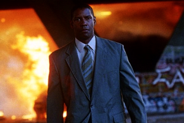 "Gajje! I wish you had...more time! To discuss how great I am!" (die-hard-scenario.wikia.com)