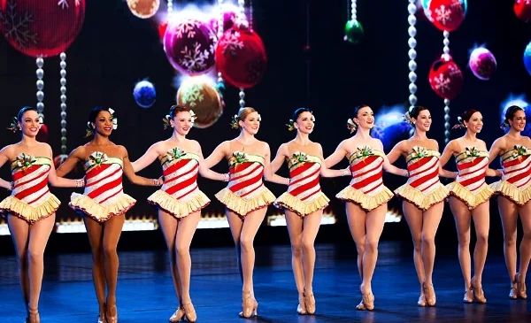 Look! There's legitimately 9 of them! (rockettes.com)