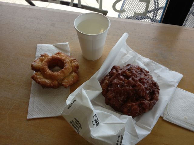 Miss B went for the glassed cake doughnut in the traditional shape while I had the blueberry fritter (being a bit of fritter expert). Note the classy glass of water; this is authenticity at its finest! We both loved our selection. 