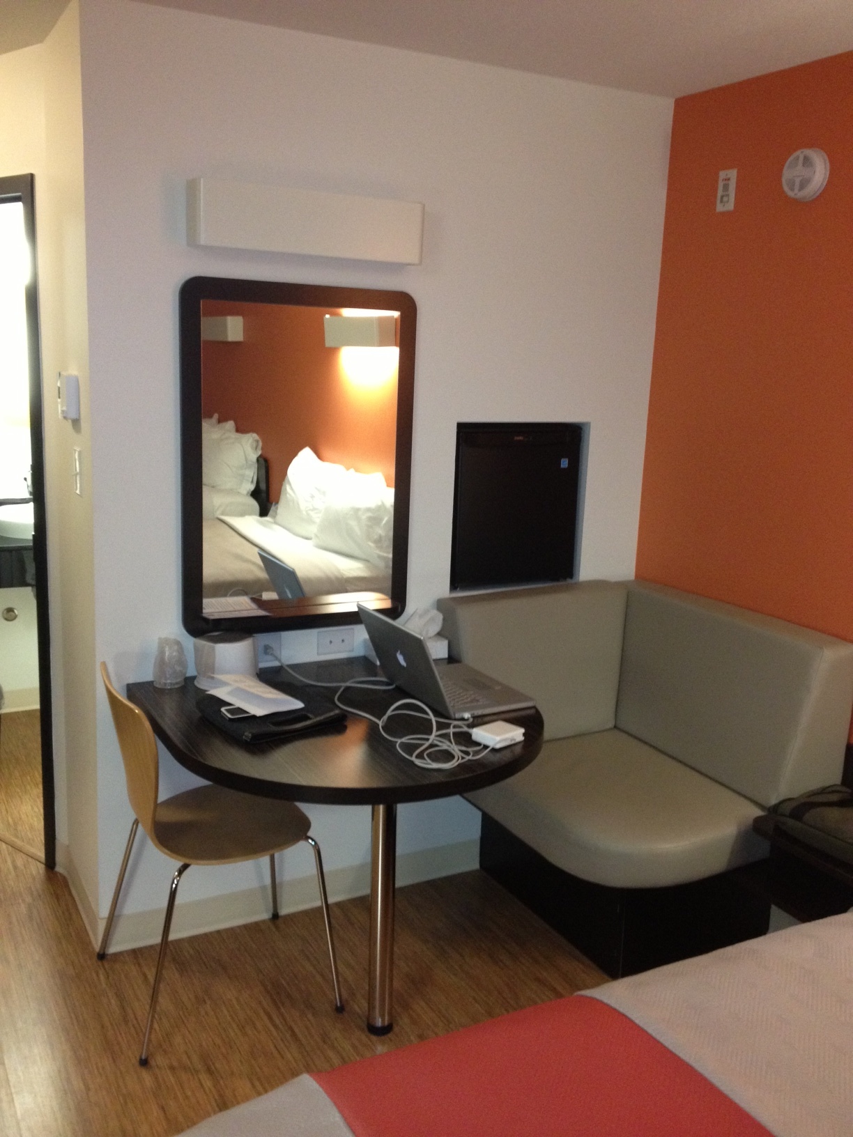 The first thing we loved about our room was the comfortable workstation. It was like having a cafe in our room. The black box is the fridge. The interior designers got this design right it was function, comfortable and looked great. Good use of space. 