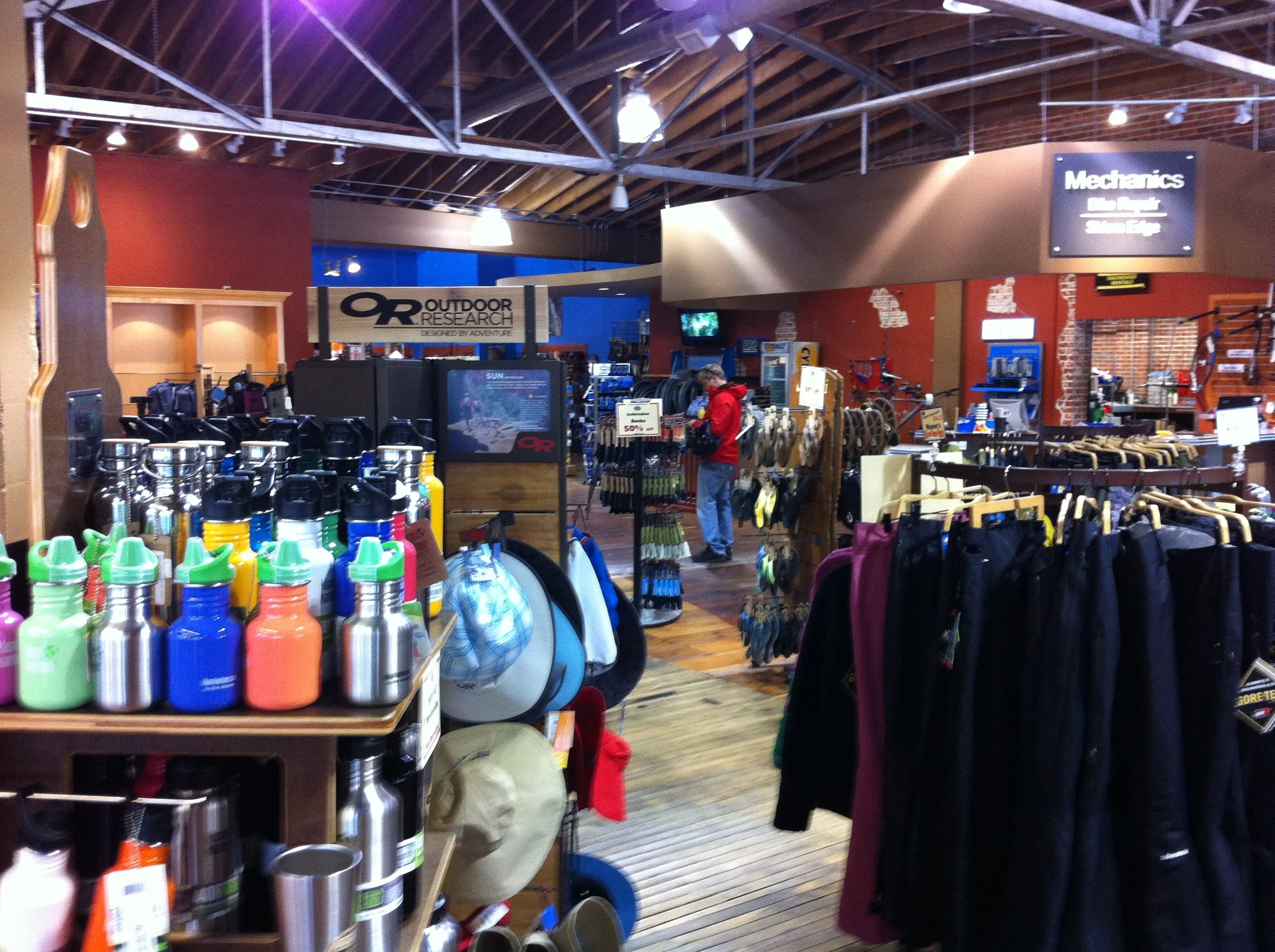 idaho mountain touring hours