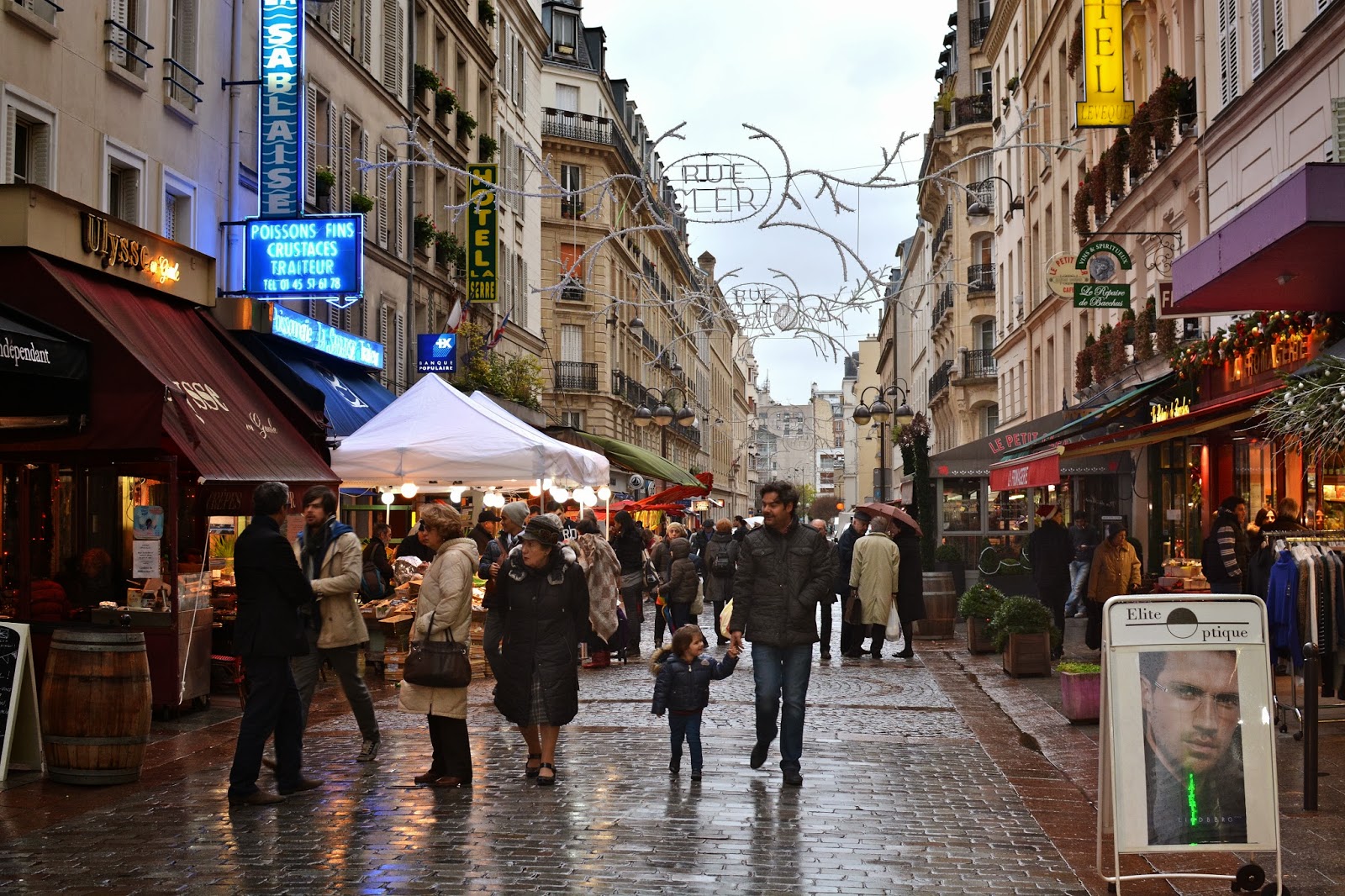 Rue Cler is one of the best pedestrian streets not only in Paris, but in the world. At Christmas it is simply magical.