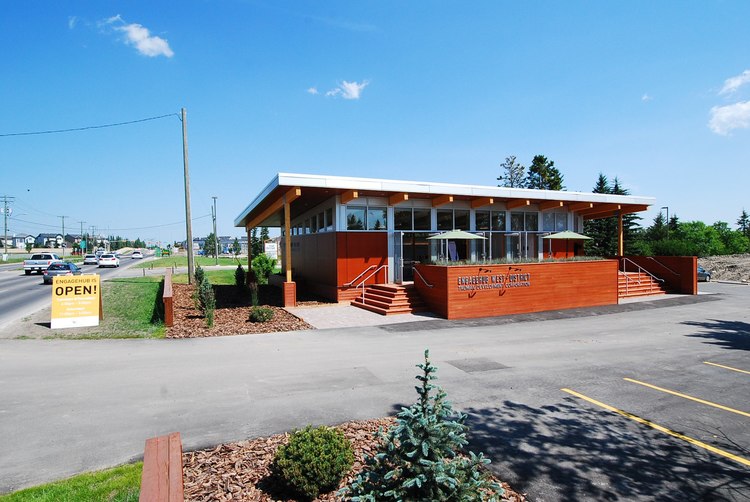 Engagement Hub building/cafe