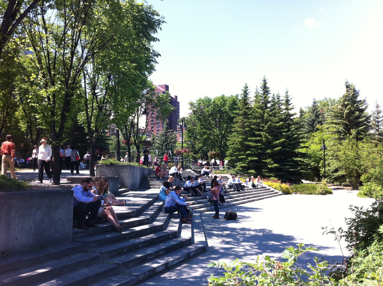 Eau Claire's proximity and link to the downtown office core makes it a very attractive lunch spot. 